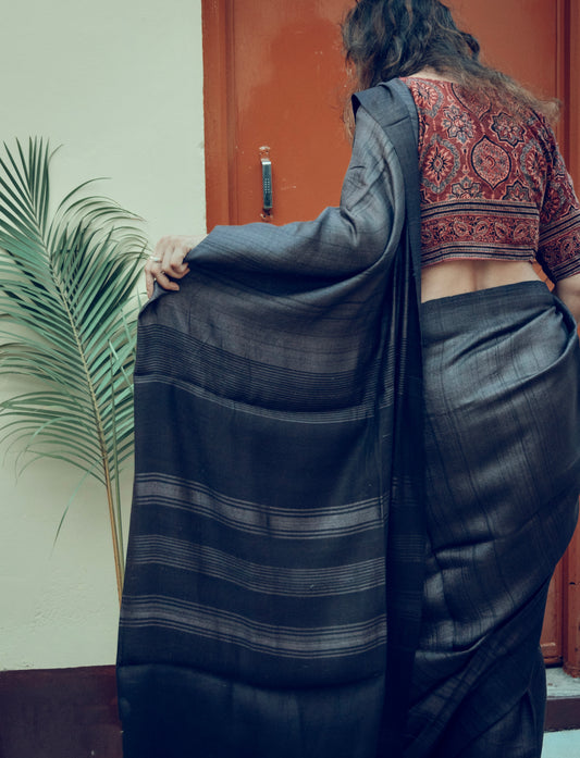Handloom Tussar Silk saree(Black)