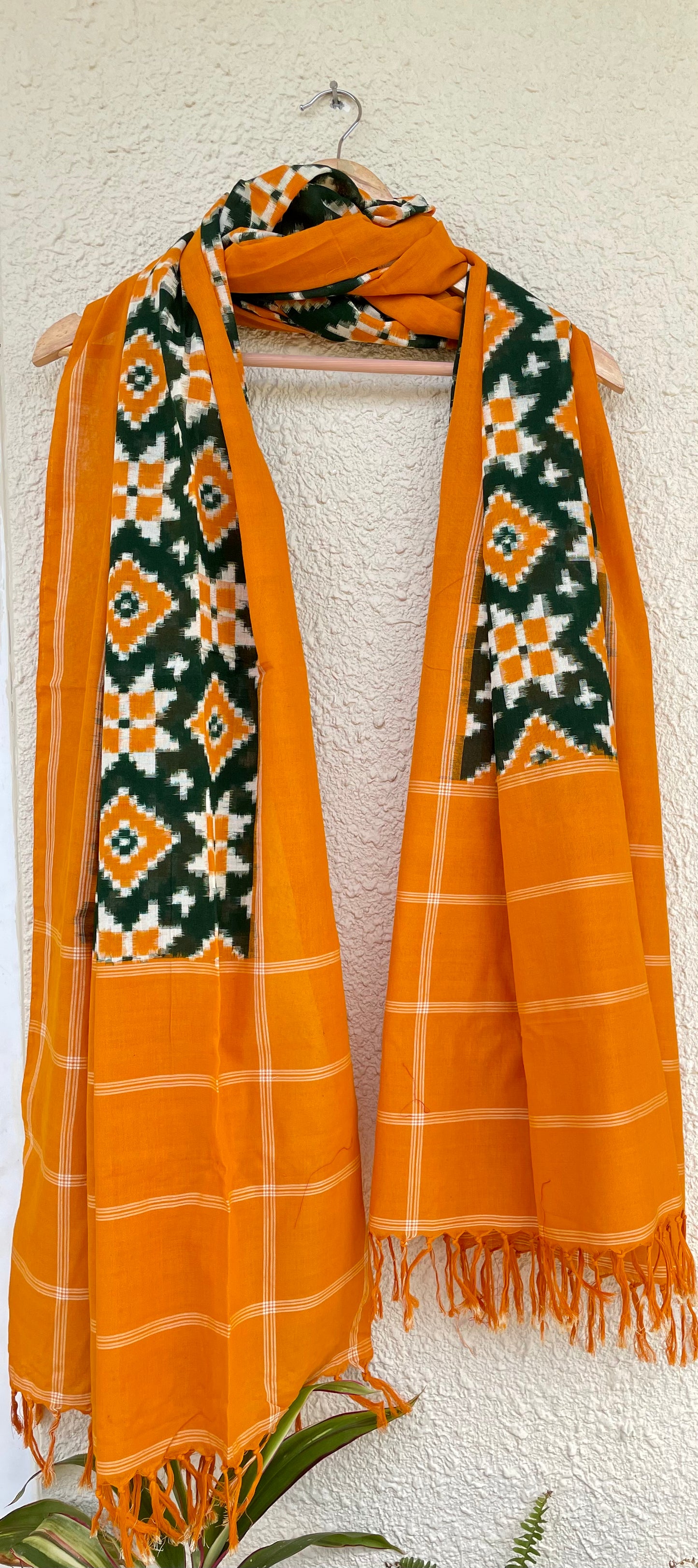 Telia Double Ikkat Dupatta