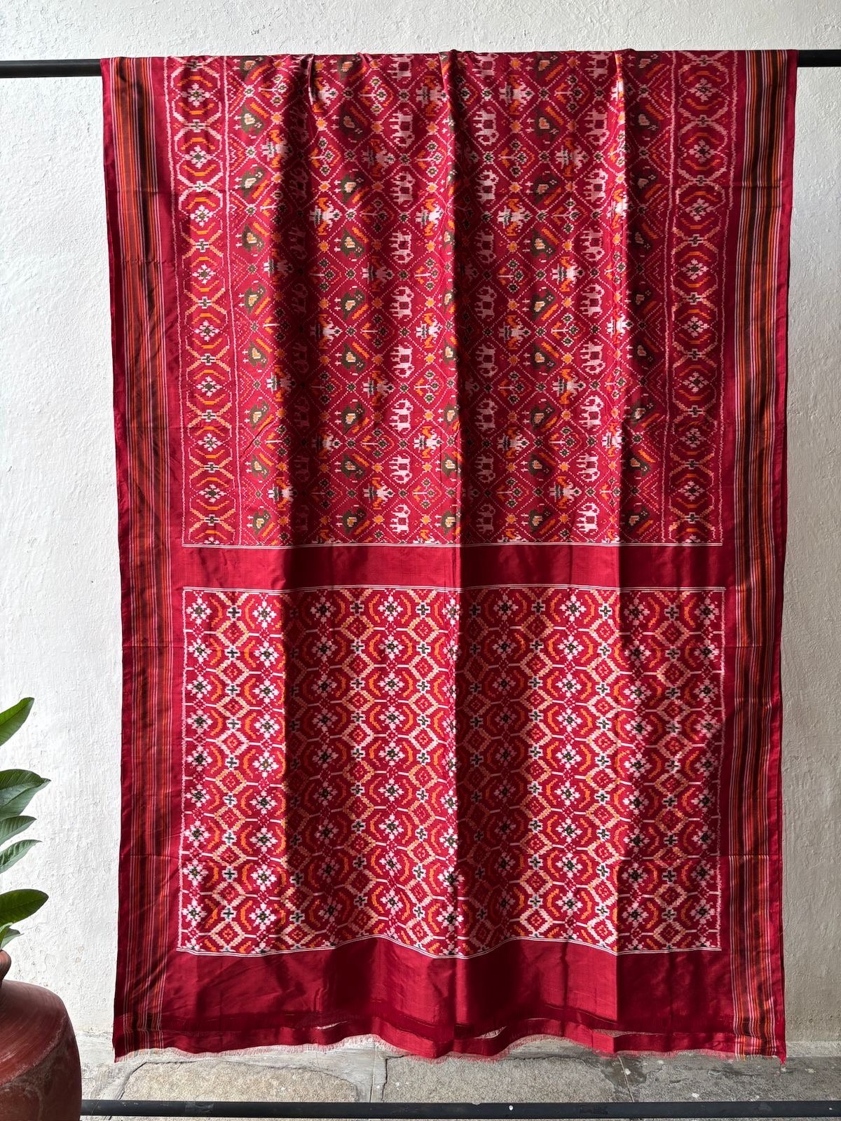 Handloom Mulberry Silk Patola Ikat Pochampally Saree