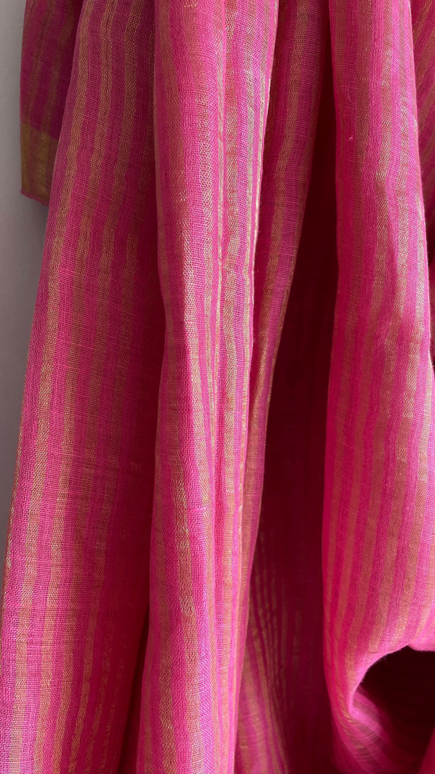 Bubblegum Linen Saree