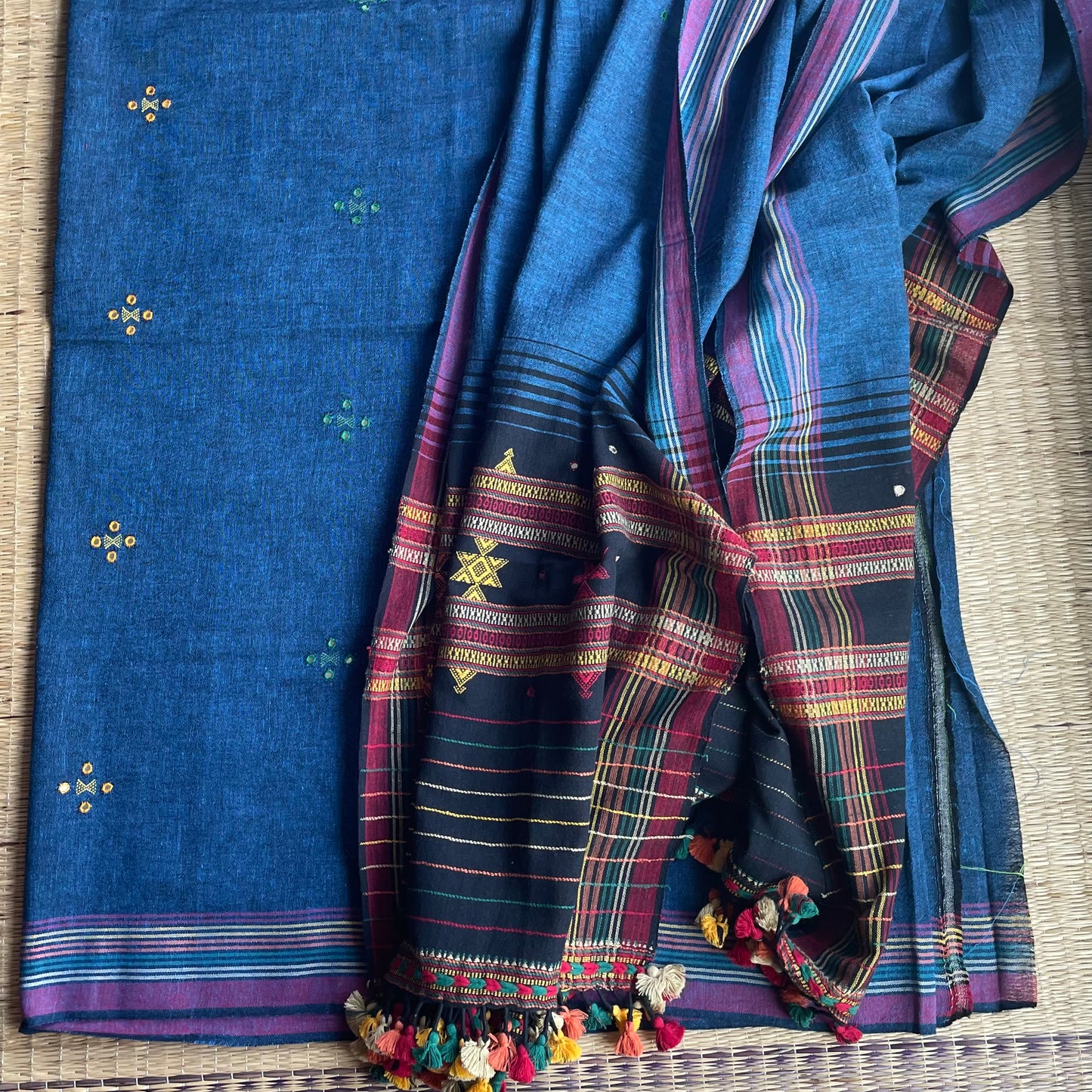 BHUJODI KALA COTTON MIRROR WORK SUIT-SET(KURTA & DUPATTA)-1 Blue