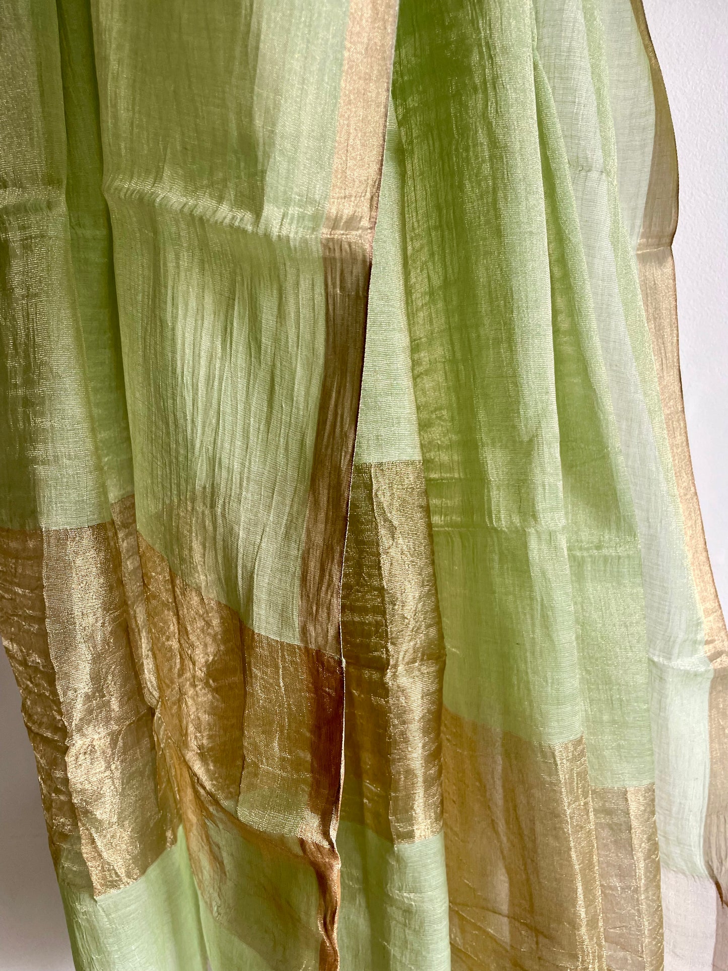 Handloom Tissue Dupatta