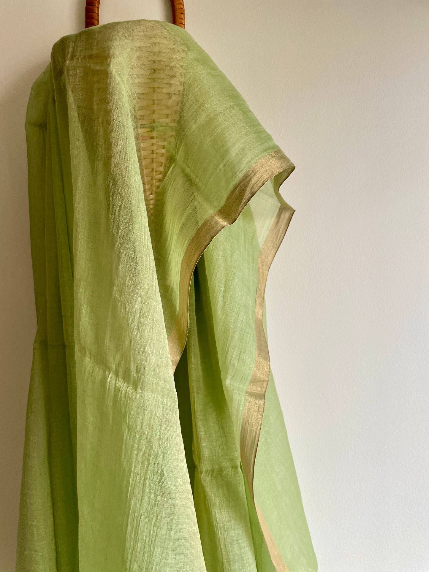Handloom Tissue Dupatta