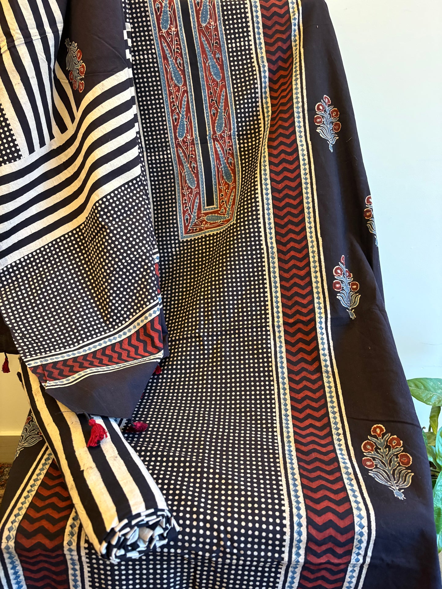 AJRAKH COTTON HANDBLOCK SUIT SET (3Piece)