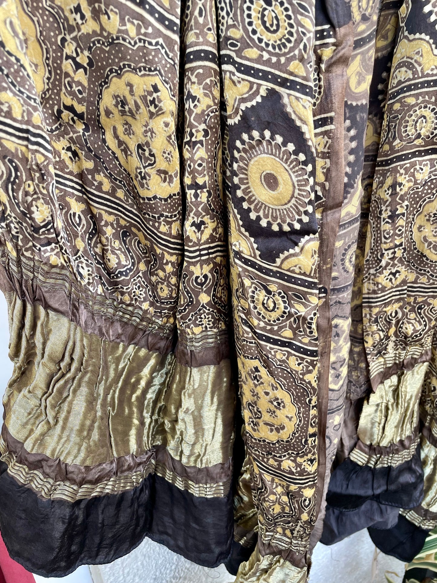 AJRAKH HANDBLOCK MODAL SILK LAGDI PATTA DUPATTA.