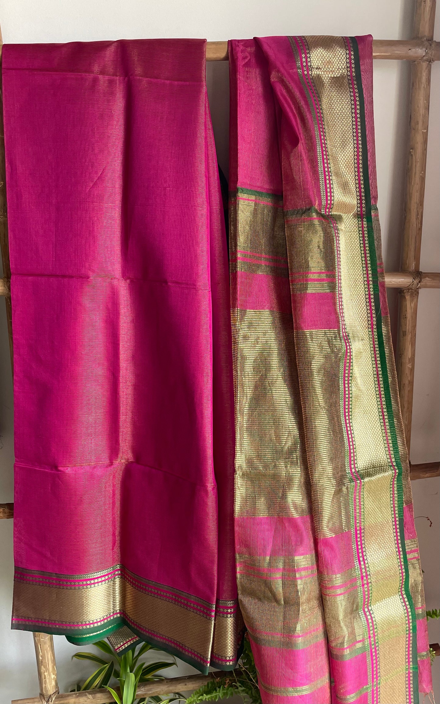 MAHESHWARI ZARI TISSUE SILK SAREE